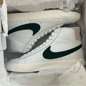 NEW nike Blazers